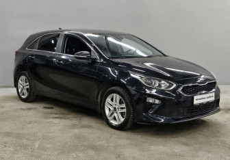Подержанный автомобиль Kia Ceed Hatchback 2019 года (3 фото)