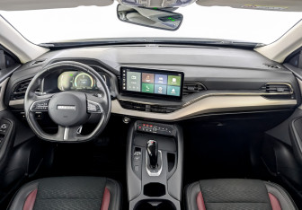 Подержанный автомобиль Haval F7 2022 года (14 фото)