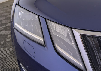 Подержанный автомобиль Skoda Octavia Liftback 2017 года (11 фото)