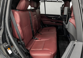 Новый Lexus LX 2024 (12 фото)