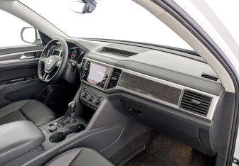 Подержанный автомобиль Volkswagen Teramont 2019 года (11 фото)