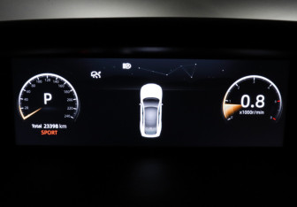 Подержанный автомобиль Changan UNI-V 2023 года (11 фото)