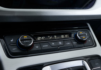 Подержанный автомобиль Geely Atlas 2020 года (11 фото)