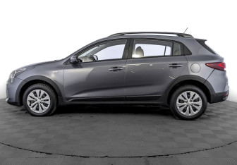 Подержанный автомобиль Kia Rio Hatchback 2021 года (8 фото)