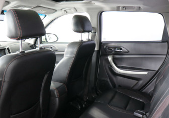 Подержанный автомобиль Changan CS35 2015 года (8 фото)