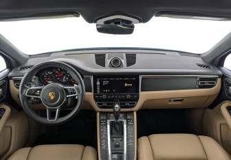 Подержанный автомобиль Porsche Macan 2021 года (14 фото)