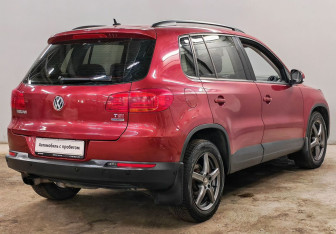 Подержанный автомобиль Volkswagen Tiguan 2013 года (5 фото)