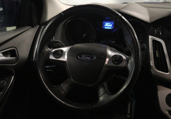 Подержанный автомобиль Ford Focus Hatchback 2012 года (11 фото)
