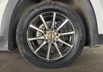 Подержанный автомобиль Chevrolet Orlando 2012 года (19 фото)