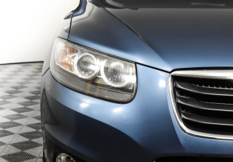 Подержанный автомобиль Hyundai Santa Fe 2012 года (7 фото)