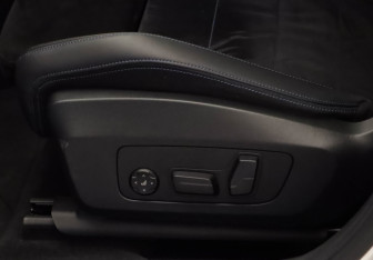 Подержанный автомобиль BMW X2 2024 года (21 фото)