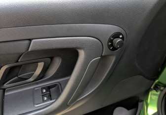 Подержанный автомобиль Skoda Fabia Hatchback 2012 года (28 фото)