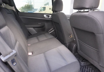 Подержанный автомобиль Peugeot 307 Hatchback 2006 года (10 фото)