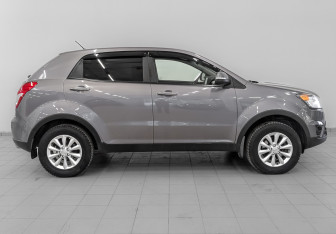 Подержанный автомобиль SsangYong Actyon 2013 года (4 фото)