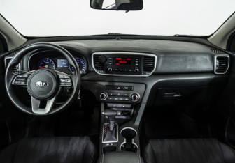 Подержанный автомобиль Kia Sportage 2019 года (13 фото)