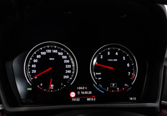 Подержанный автомобиль BMW X2 2019 года (12 фото)