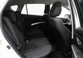 Подержанный автомобиль Suzuki SX4 Hatchback 2019 года (23 фото)