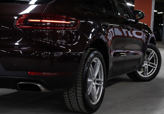 Подержанный автомобиль Porsche Macan 2018 года (22 фото)