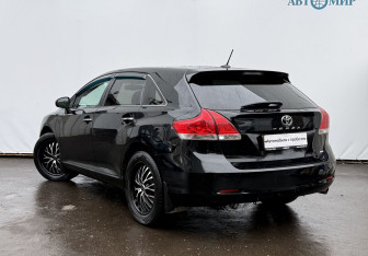 Подержанный автомобиль Toyota Venza 2009 года (7 фото)