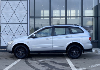 Подержанный автомобиль SsangYong Kyron 2012 года (8 фото)