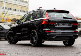 Новый Volvo XC60 2025 (5 фото)