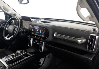 Подержанный автомобиль Haval Dargo 2023 года (13 фото)