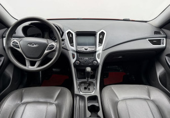 Подержанный автомобиль Chery Arrizo 7 2014 года (13 фото)