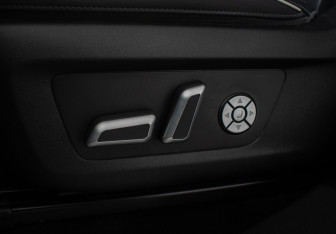 Подержанный автомобиль Tank 300 2023 года (18 фото)