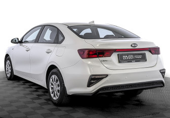 Подержанный автомобиль Kia Cerato Sedan 2020 года (7 фото)