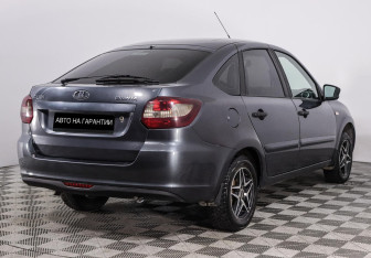Подержанный автомобиль LADA (ВАЗ) Granta Sedan 2017 года (5 фото)