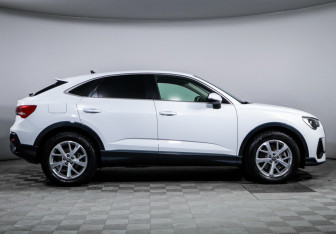 Подержанный автомобиль Audi Q3 Sportback 2020 года (4 фото)