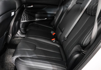 Подержанный автомобиль Hyundai Santa Fe 2020 года (10 фото)