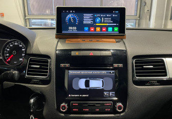 Подержанный автомобиль Volkswagen Touareg 2014 года (16 фото)