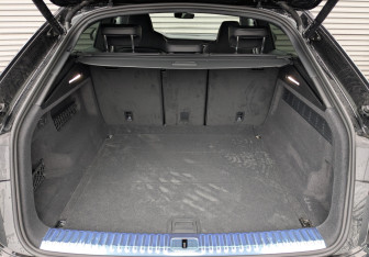 Новый Audi Q8 2025 (8 фото)