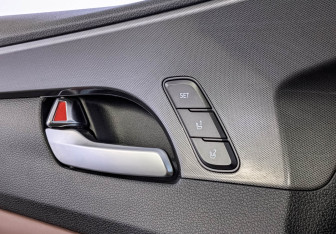 Подержанный автомобиль Hyundai Santa Fe 2021 года (27 фото)