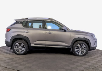 Подержанный автомобиль Changan CS35PLUS 2019 года (4 фото)