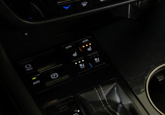 Подержанный автомобиль Lexus RX 2018 года (19 фото)