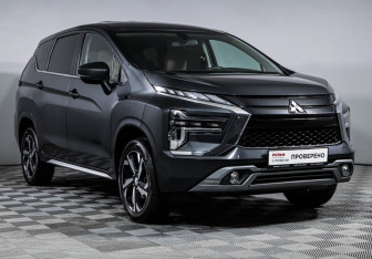 Подержанный автомобиль Mitsubishi Xpander 2022 года (3 фото)