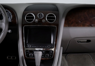 Подержанный автомобиль Bentley Continental GT Coupe 2012 года (13 фото)