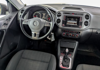 Подержанный автомобиль Volkswagen Tiguan 2016 года (29 фото)