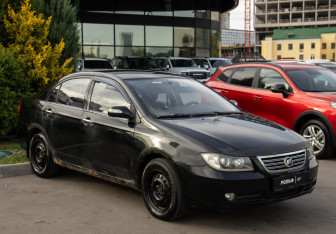 Подержанный автомобиль Lifan Solano 2013 года (2 фото)