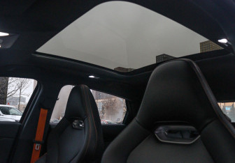 Подержанный автомобиль Changan UNI-V 2023 года (16 фото)