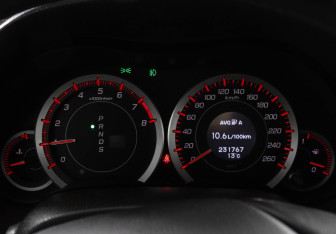 Подержанный автомобиль Honda Accord Sedan 2011 года (11 фото)