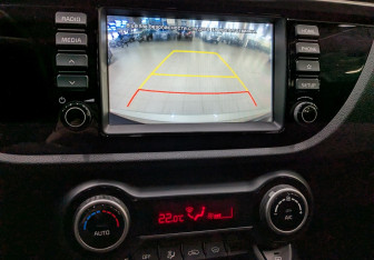 Подержанный автомобиль Kia Rio Hatchback 2020 года (4 фото)