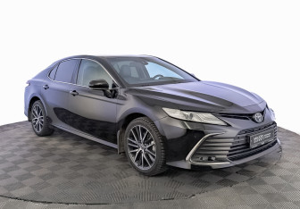 Подержанный автомобиль Toyota Camry Sedan 2021 года (3 фото)