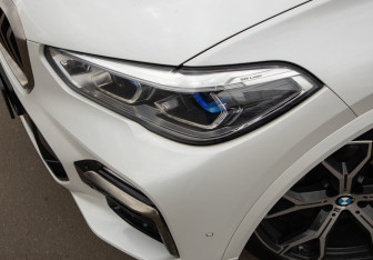 Подержанный автомобиль BMW X5 2019 года (31 фото)