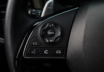 Подержанный автомобиль Mitsubishi Outlander 2021 года (23 фото)