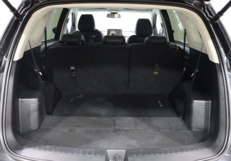 Подержанный автомобиль Chevrolet Captiva 2022 года (25 фото)