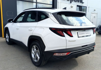 Подержанный автомобиль Hyundai Tucson 2021 года (7 фото)