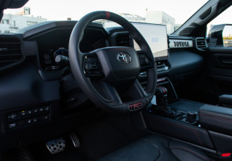 Новый Toyota Sequoia 2024 (11 фото)